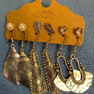 Fashion Vintage Style Bohemian Earrings!! New!!